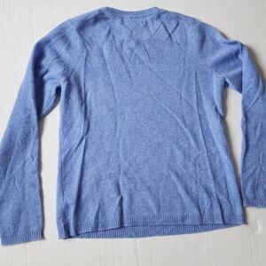 Tahari Men's Light Blue Crewneck Sweater